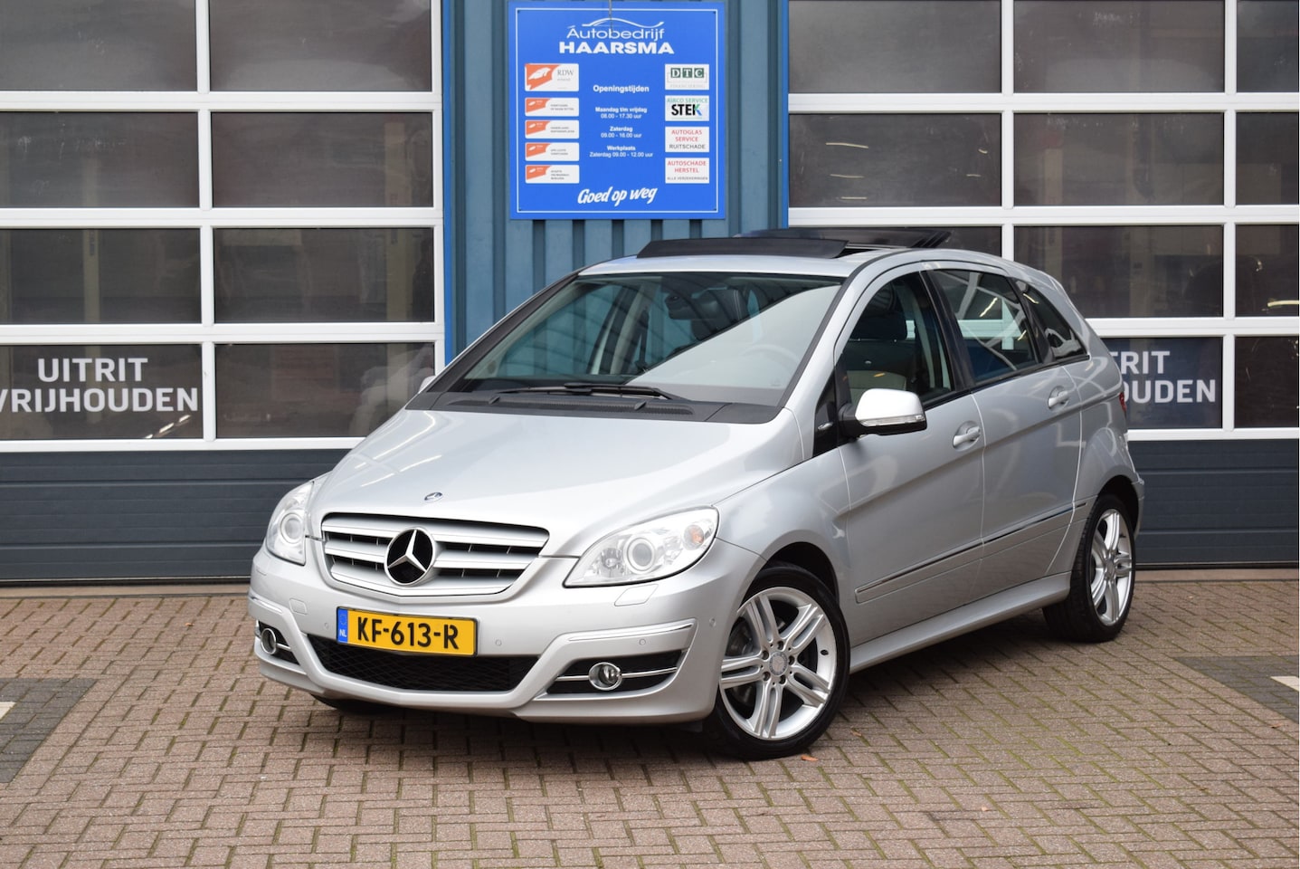 Mercedes-Benz B-klasse - 200 Turbo Designo Automaat Trekhaak - AutoWereld.nl