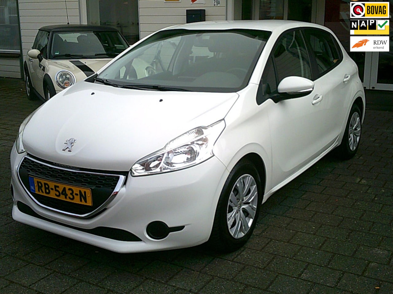 Peugeot 208 - 1.2 Vti Access 1.2 VTi Access - AutoWereld.nl