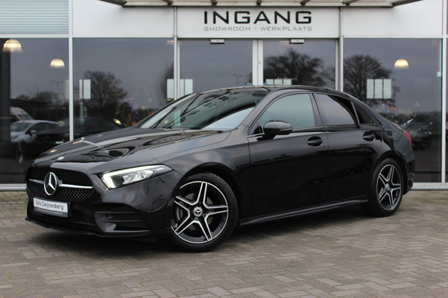 Mercedes-Benz A-klasse - 180 Business Solution AMG | Cruise | Stoelver | Trekhaak | - AutoWereld.nl