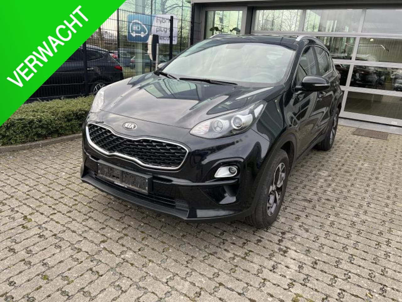 Kia Sportage - 1.6 GDI DynamicLine | Navigatie, Cruise Control, Carplay, Camera, 1400kg trekgewicht, wein - AutoWereld.nl