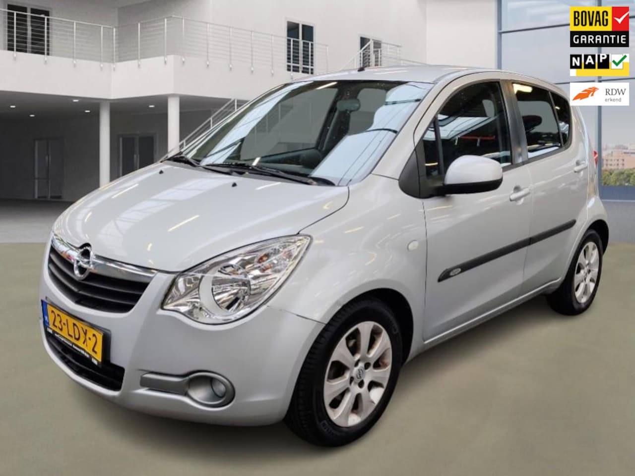 Opel Agila - 1.2 Edition Automaat 59.500 km + NAP - AutoWereld.nl