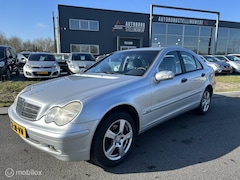 Mercedes-Benz C-klasse - 180 K. [ NAP clima HANDEL/EXPORT/HOBBY ]