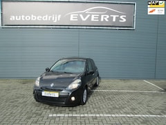 Renault Clio - 1.5 dCi Parisienne 179342 km Nap distributie bij157466 vervangen in 04.2023 zeer mooie zui