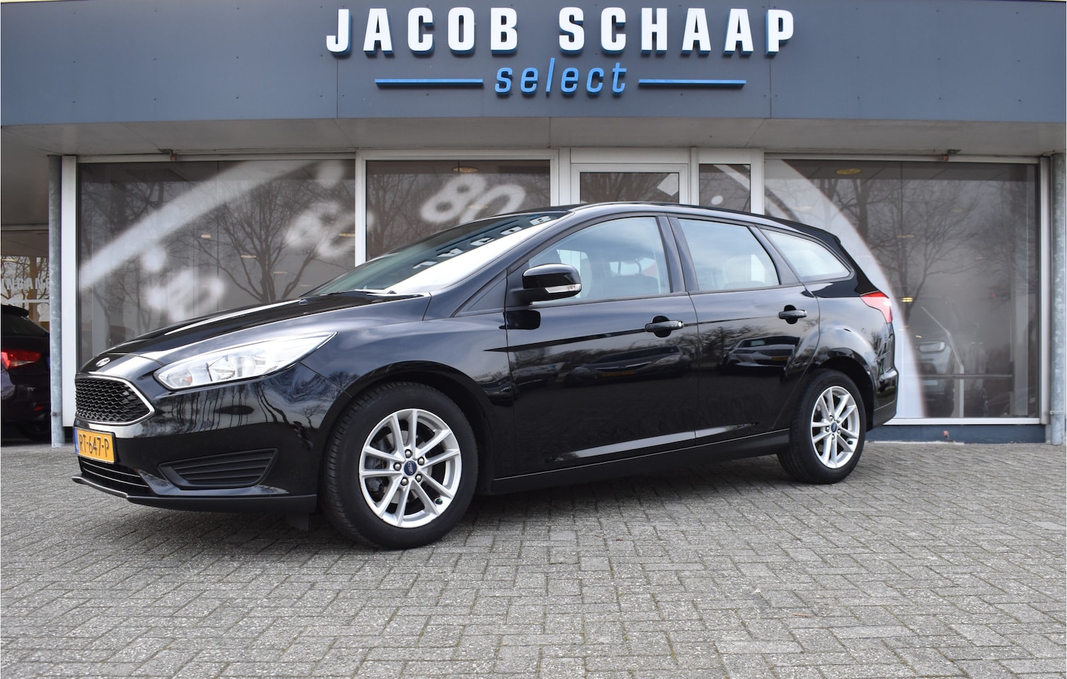 Ford Focus Wagon - 1.0 Trend / Airco / 16" LM / Parkeersensoren / - AutoWereld.nl