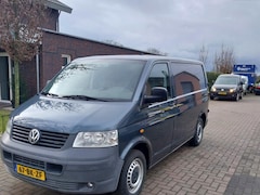 Volkswagen Transporter - 2.5 TDI airco, 3-zits MARGE VOERTUIG