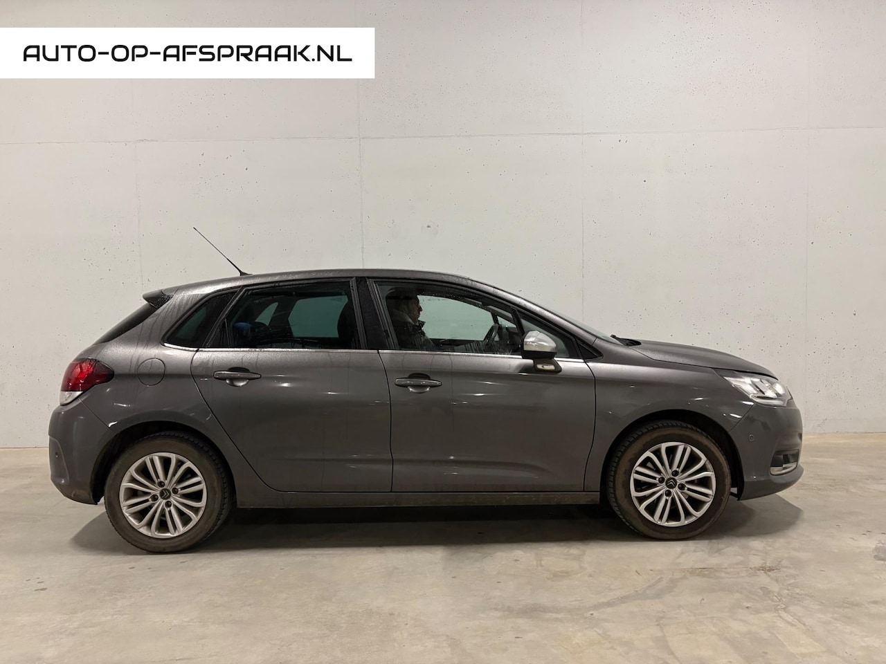 Citroën C4 - 1.2 PureTech Feel Collection Navi PDC Trekhaak - AutoWereld.nl