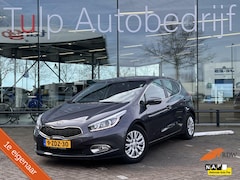 Kia Cee'd - 1.6 GDI ComfortLine 5-Deurs Airco Clima Cruise NAP