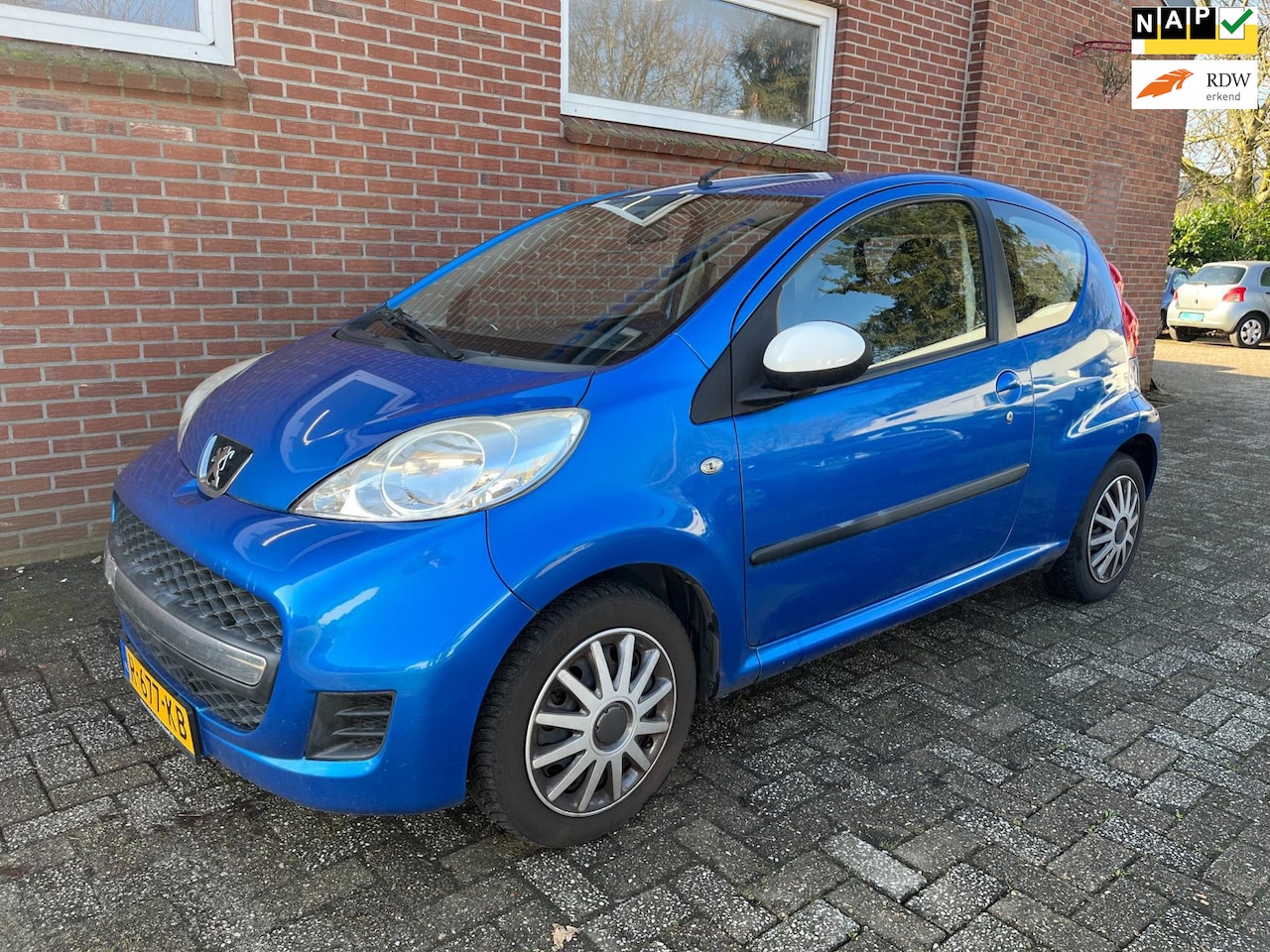 Peugeot 107 - 1.0-12V XS 1.0-12V XS - AutoWereld.nl