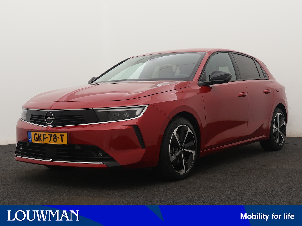 Opel Astra - 1.6 Hybrid 180pk Limited Automaat | Camera | Stoel + Stuurverwarming | Climate | Comfortst - AutoWereld.nl