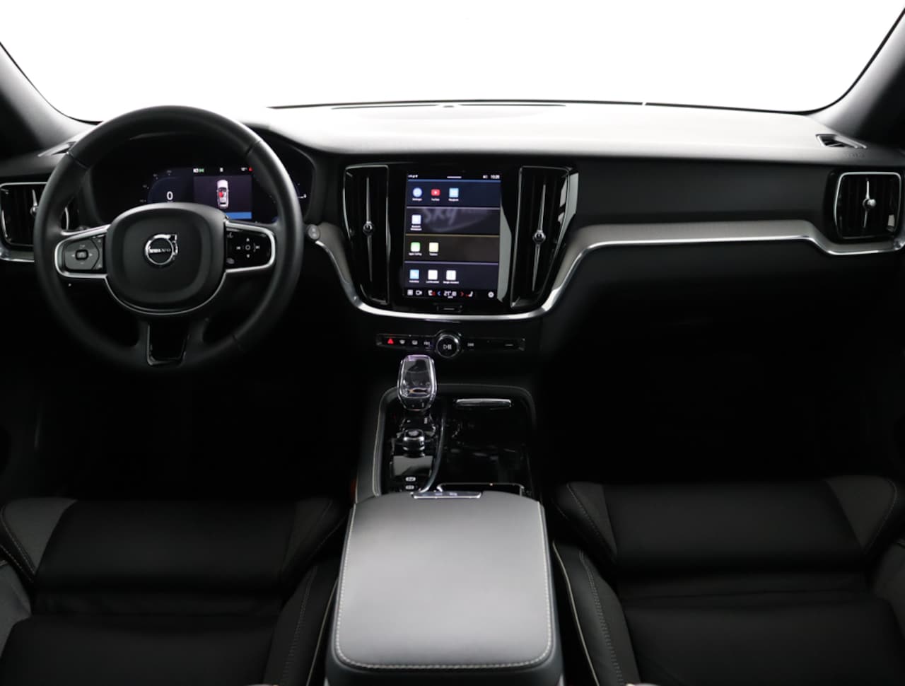 Volvo V60 - T6 AWD Plus Dark | Adaptieve cruise control incl. BLIS | Standkachel |Stoel & stuurwielver - AutoWereld.nl