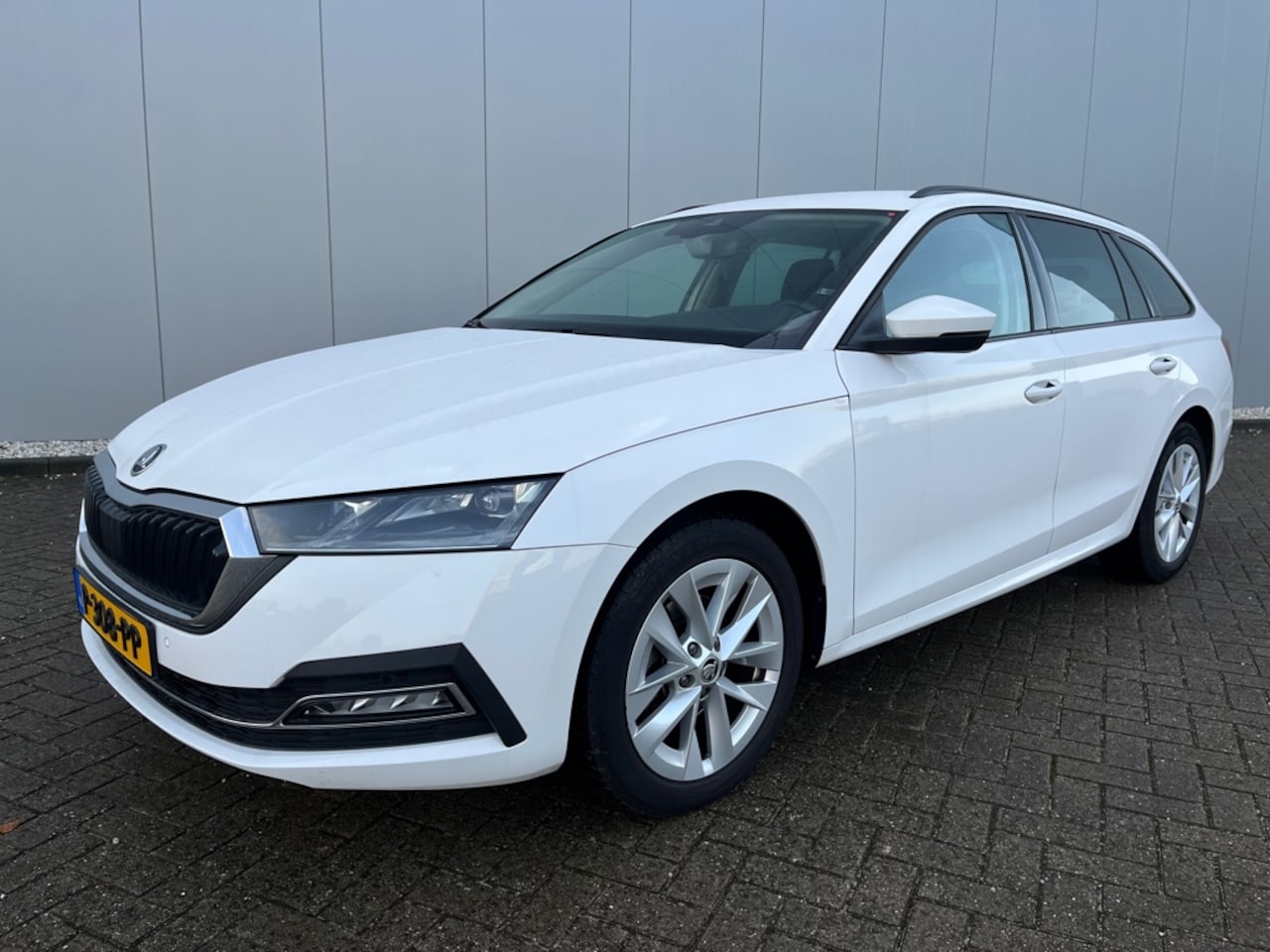 Skoda Octavia - 2.0 TDI Style - AutoWereld.nl