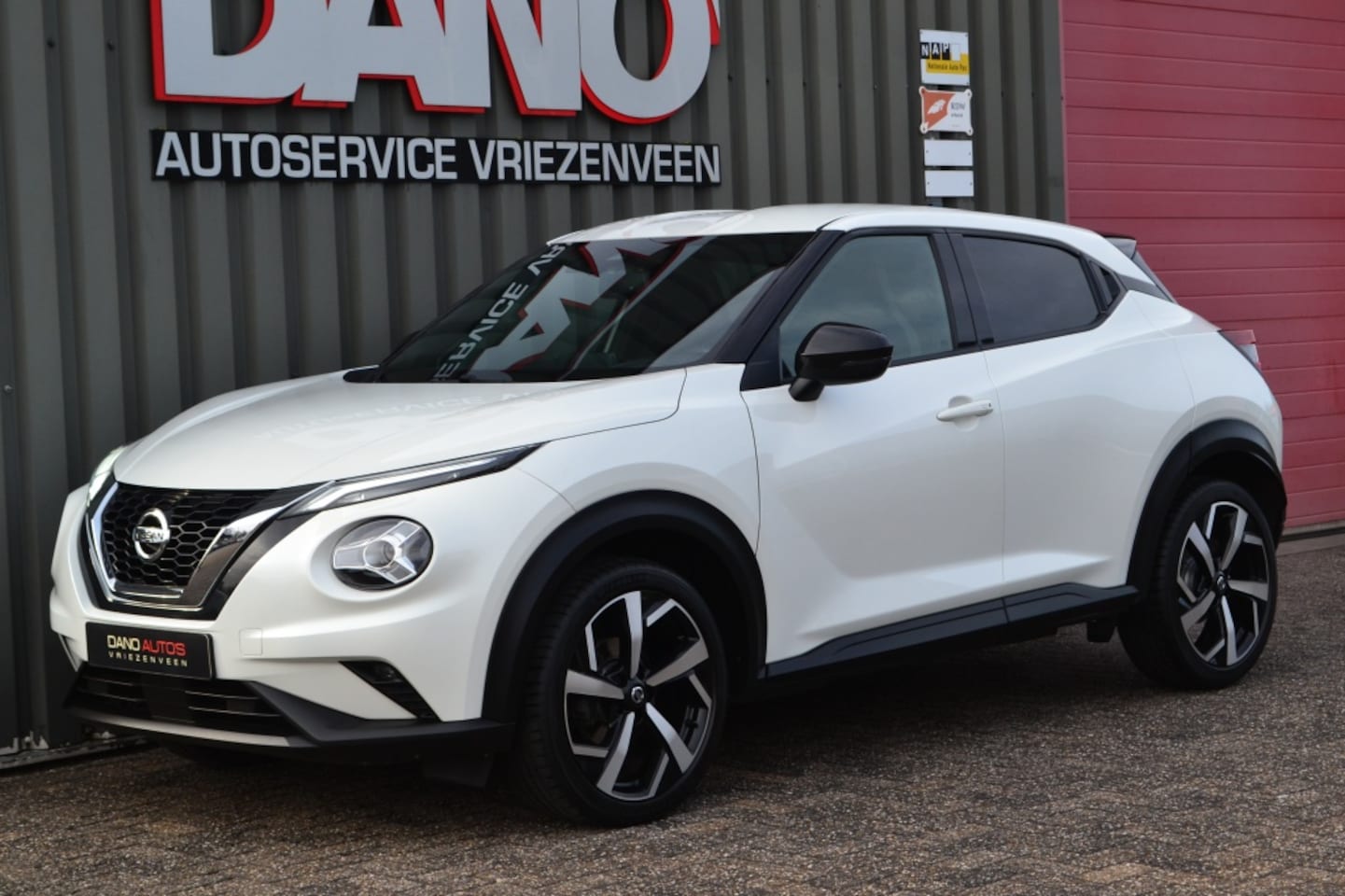 Nissan Juke - 1.0 DIG-T N-Connecta Navi/Camera/LED/Automaat - AutoWereld.nl