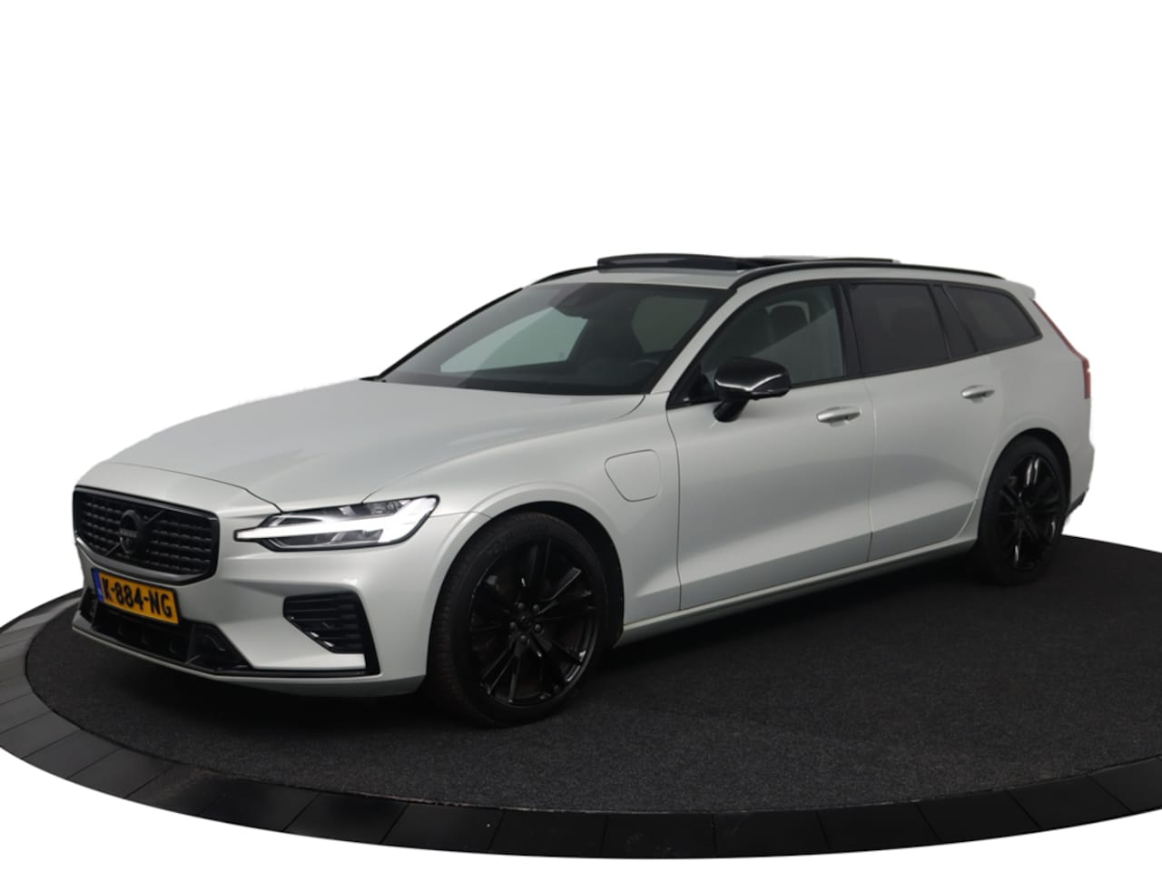 Volvo V60 - T6 AWD R-Design | Actief Vierpijps Sportuitlaatsysteem Met Klepbediening | Harman Kardon | - AutoWereld.nl