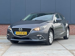 Mazda 3 - 3 2.0 120pk Camera / Trekhaak / Navigatie