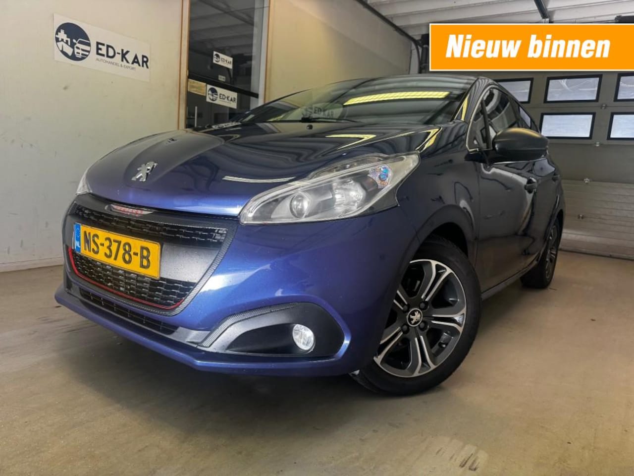 Peugeot 208 - 1.6 BlueHDi Allure 5DRS CLIMA VANI LMV 2DE EIG NAP APK - AutoWereld.nl