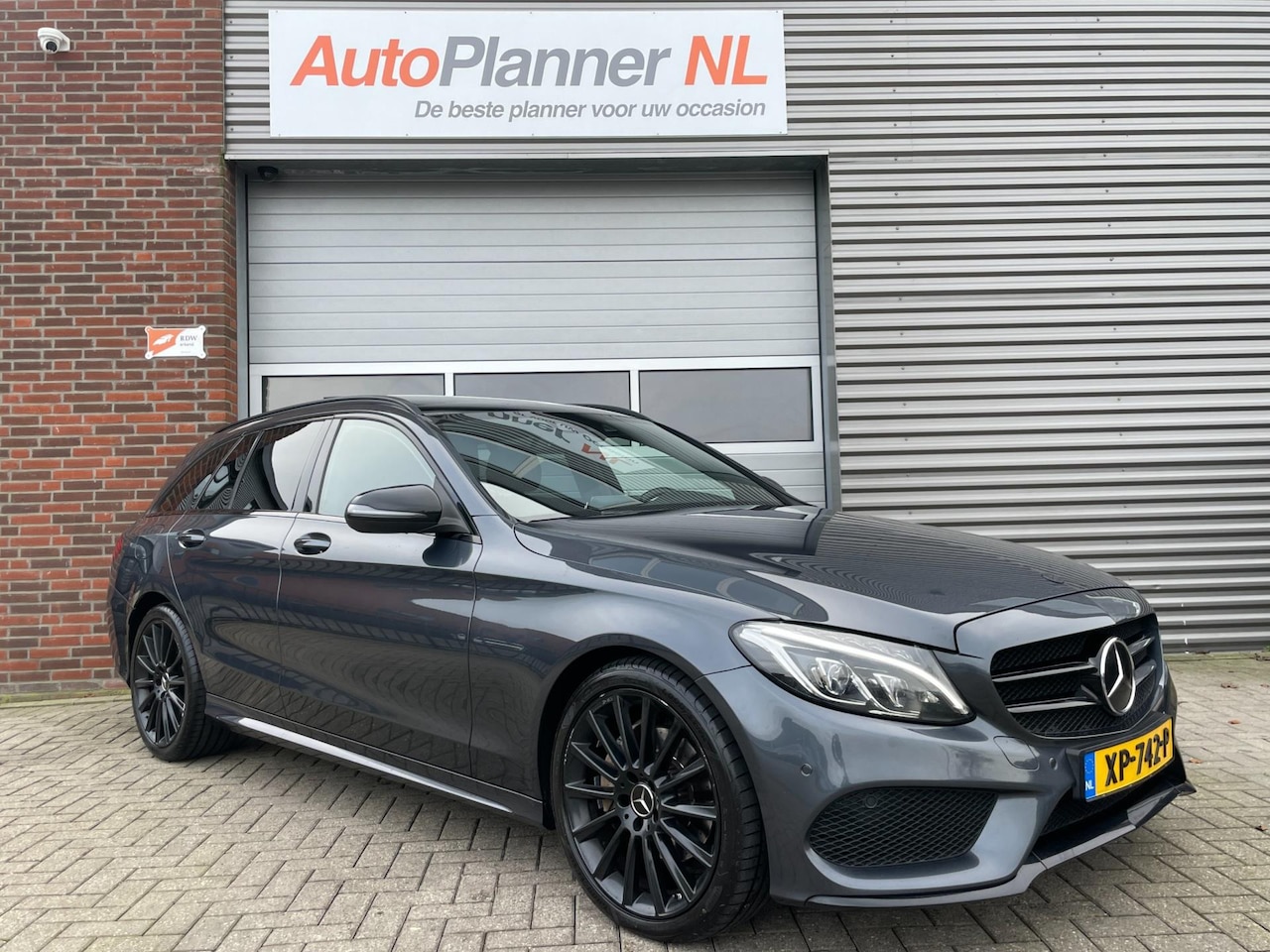 Mercedes-Benz C-klasse - 220 CDI AMG Line! Camera! Pano! - AutoWereld.nl