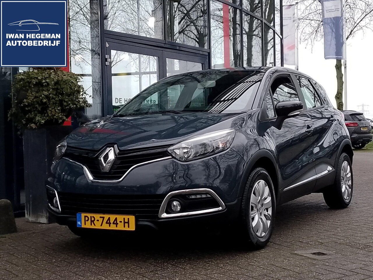 Renault Captur - 0.9 TCe | Airco | Navigatie | Parkeersensoren | Cruise Control | LM Velgen - AutoWereld.nl