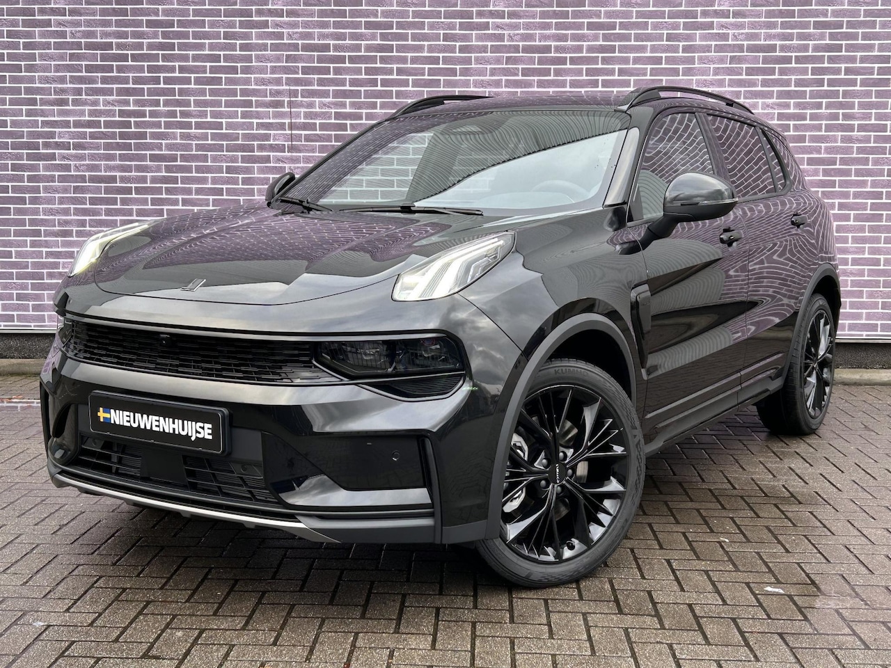 Lynk & Co 01 - PHEV More UIT VOORRAAD LEVERBAAR | NIEUW MODEL 2025 | Sparkling Black | Adaptieve Cruise C - AutoWereld.nl