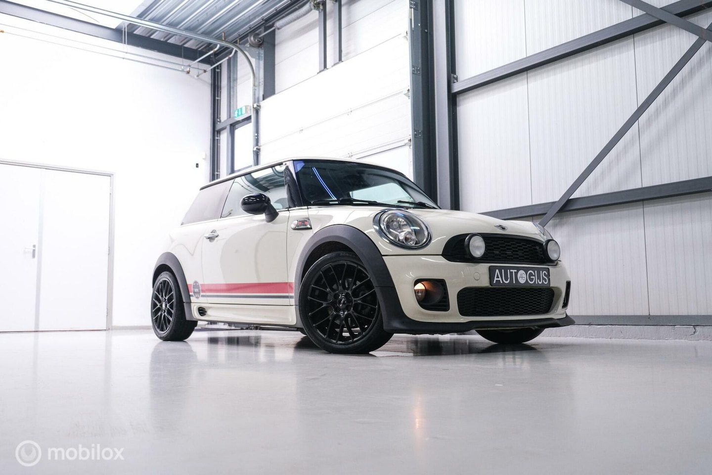 MINI Cooper - Mini 1.6 Laurel Sport Edition - AutoWereld.nl