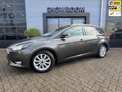 Ford Focus Wagon - 1.0 Titanium Automaat Apple carplay Stoelv. Clima Dealer onderhouden