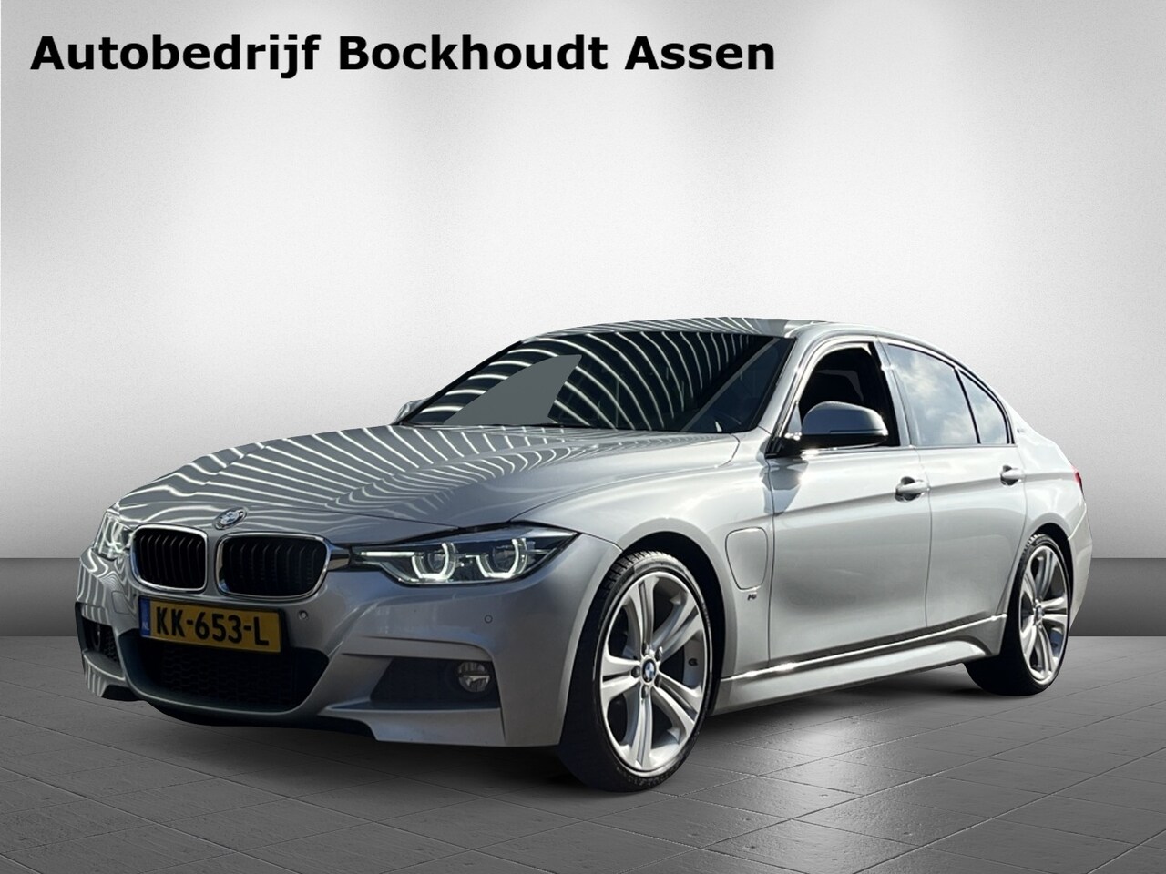 BMW 3-serie - 330e Cent. Exec. | Navigatie | Cruise Control | Climate Control - AutoWereld.nl