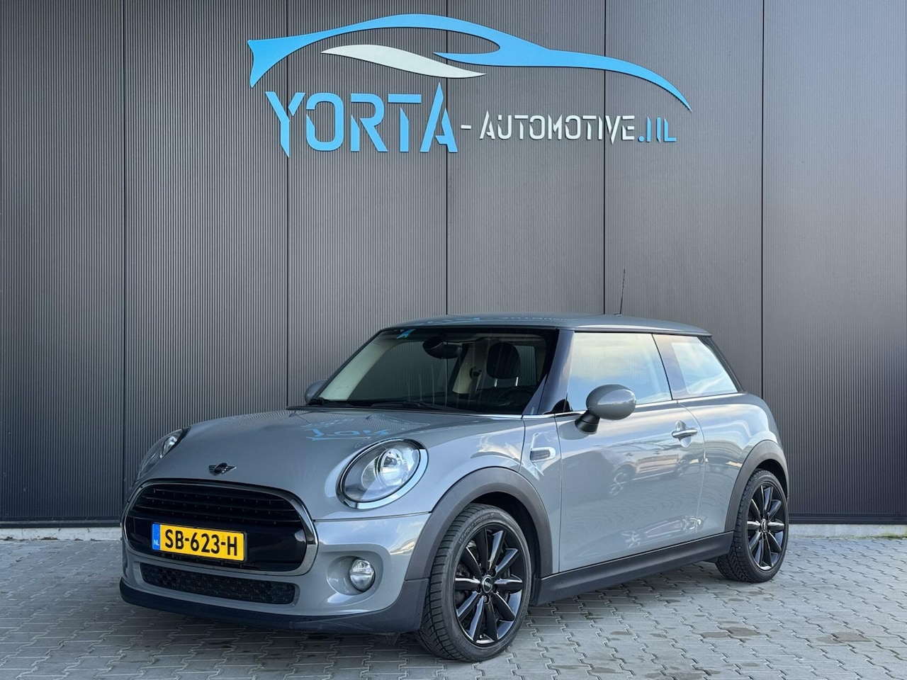 MINI Cooper - Mini 1.5 Pepper 136pk HEAD UP*NAVI*PDC*CRUISE*NL AUTO - AutoWereld.nl