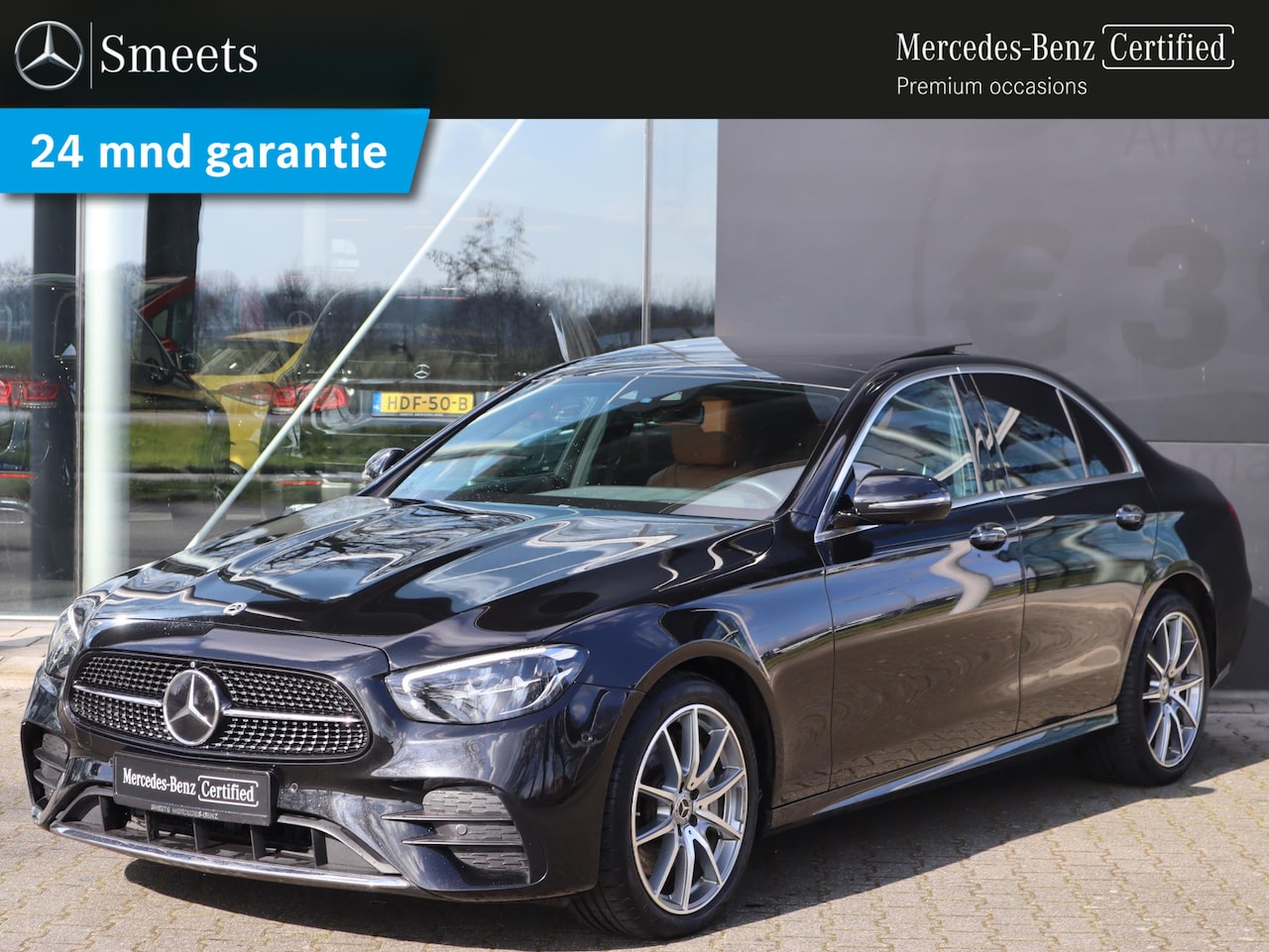 Mercedes-Benz E-klasse - 300 e AMG Line | Panoramadak | Navigatie | LED | Burmester | Keyless Entry | Dodehoekassis - AutoWereld.nl