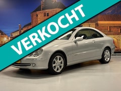 Mercedes-Benz CLK-klasse Coupé - 240 Elegance Automaat Schuifdak PDC