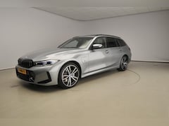 BMW 3-serie Touring - 320e | M-Sportpakket | LED | Leder | Navigatie | Schuifdak | Trekhaak | Elektr. zetels | D