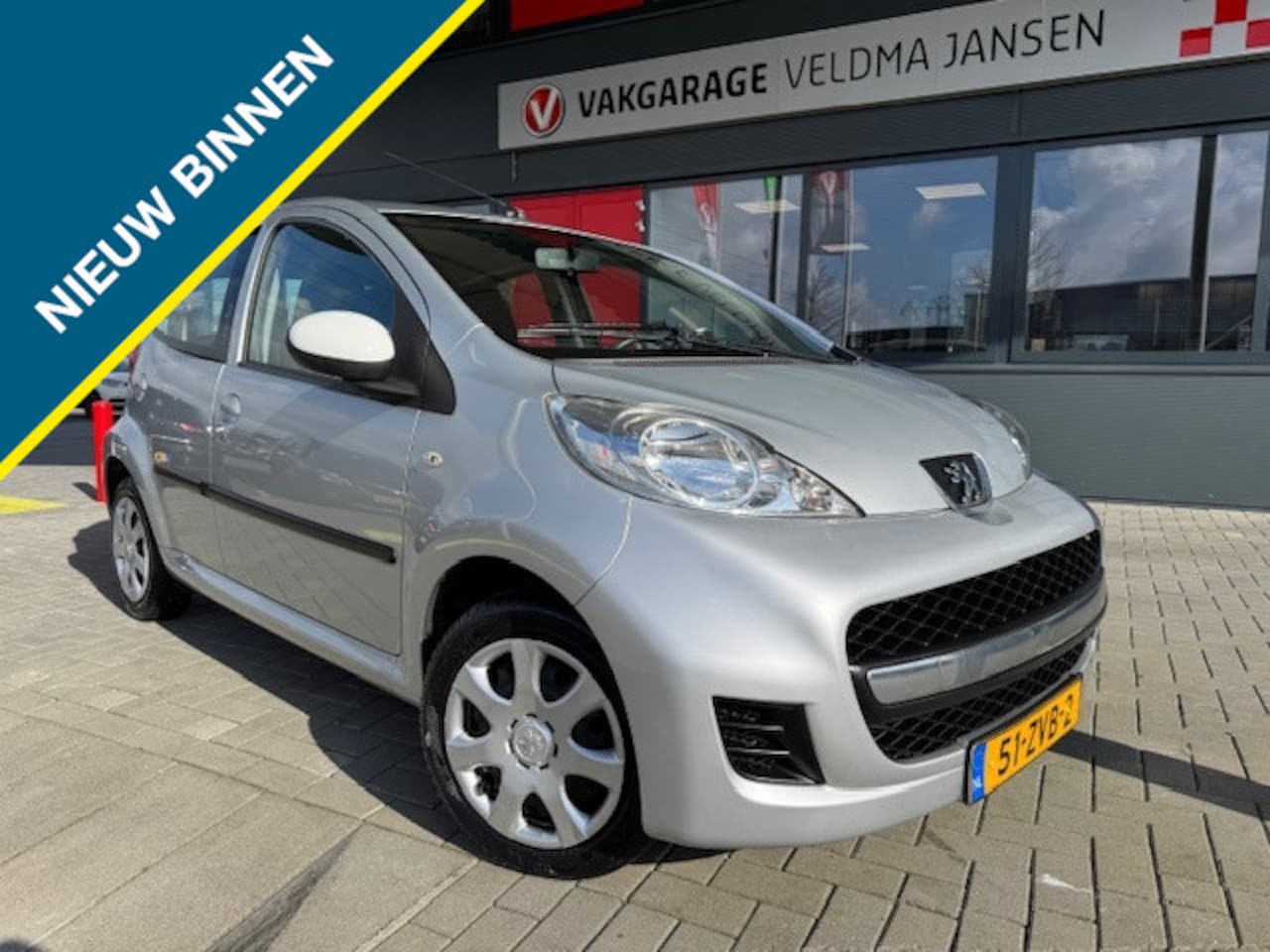 Peugeot 107 - 1.0-12V URBAN MOVE 5-DRS. + AIRCO - AutoWereld.nl