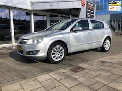 Opel Astra - 1.6 Temptation