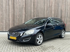 Volvo V60 - 2.0 D3 Momentum | CLIMA | NAVI |