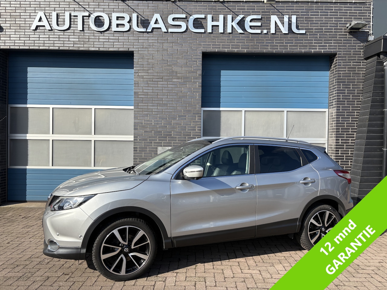 Nissan Qashqai - 1.2 Tekna 1.2 Tekna, pano, 360camera, climate/cruise/trekhaak - AutoWereld.nl