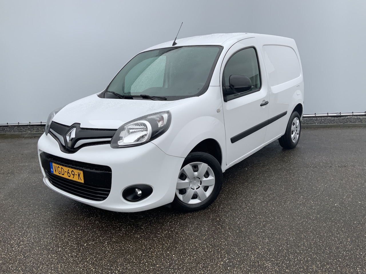 Renault Kangoo - 1.5 Blue dCi 95 Work Edition Airco Euro 6 - AutoWereld.nl