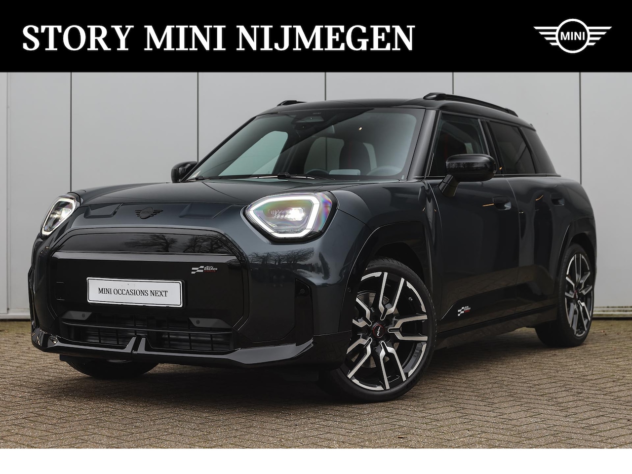 MINI Aceman - Mini E John Cooper Works M 42.5 kWh / John Cooper Works / Pakket M / 19" John Cooper Works - AutoWereld.nl