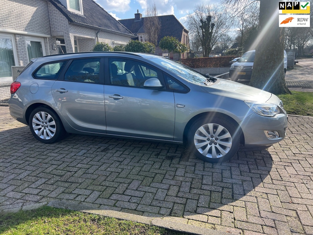 Opel Astra Sports Tourer - 1.4 Turbo Edition 1.4 Turbo Edition - AutoWereld.nl