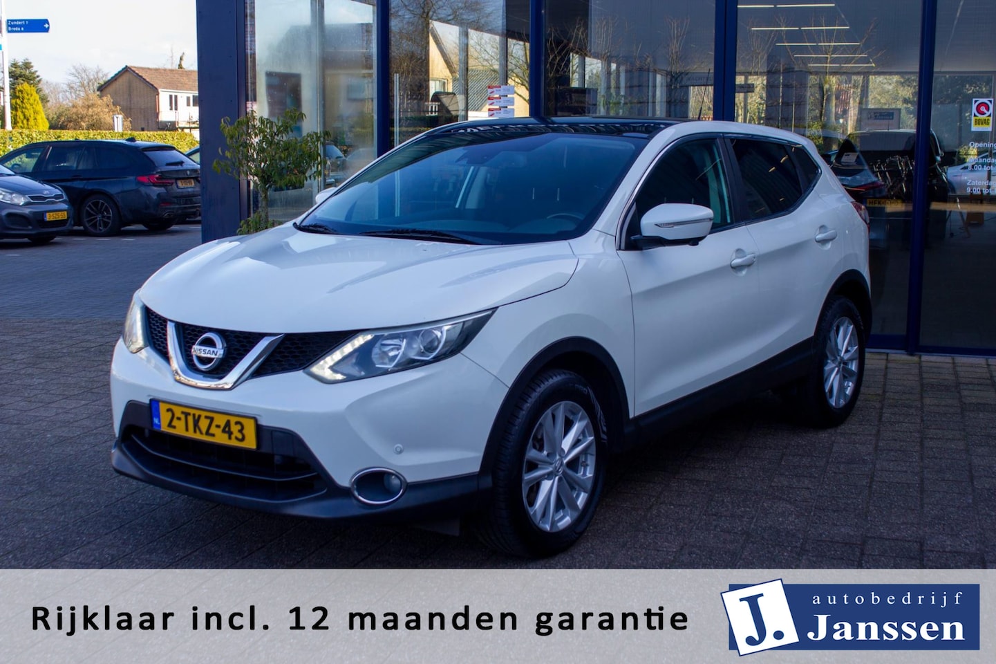 Nissan Qashqai - 1.2 Connect Edition | Prijs rijklaar incl. 12 mnd garantie | Pano Trekhaak LMV Camera Nav - AutoWereld.nl