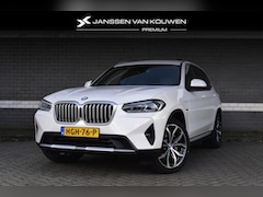 BMW X3 - xDrive30e High Executive / SOH 95% / Panoramadak / Head-Up / Laser / Elektrische Stoelen