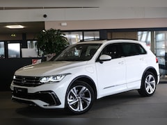 Volkswagen Tiguan - 1.4 TSI eHybrid R-Line Pano Trekhaak Camera Full