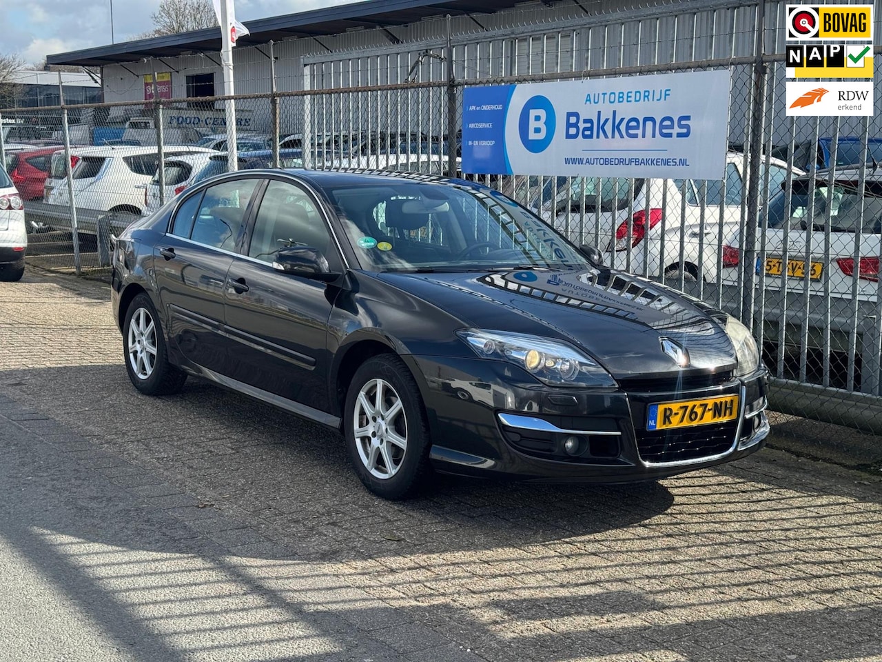 Renault Laguna - 1.5 dCi Executive | Navi | Clima | Cruise - AutoWereld.nl