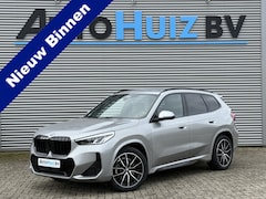 BMW X1 - sDrive20i M Sport Trekhaak LED Carplay Achteruitrijcamera PDC Trekhaak 1800 KG Trekgewicht