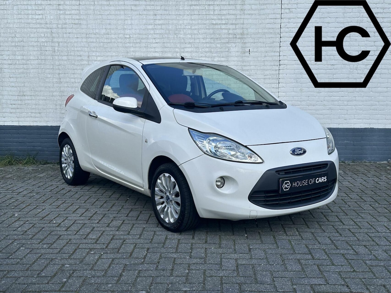 Ford Ka - 1.2 Titanium X Clima Panoramadak Lichtmetaal NAP - AutoWereld.nl