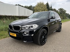 BMW X5 - xDrive30d High Executive / AUTOMAAT / M-PAKKET / NAVI / 186dkm