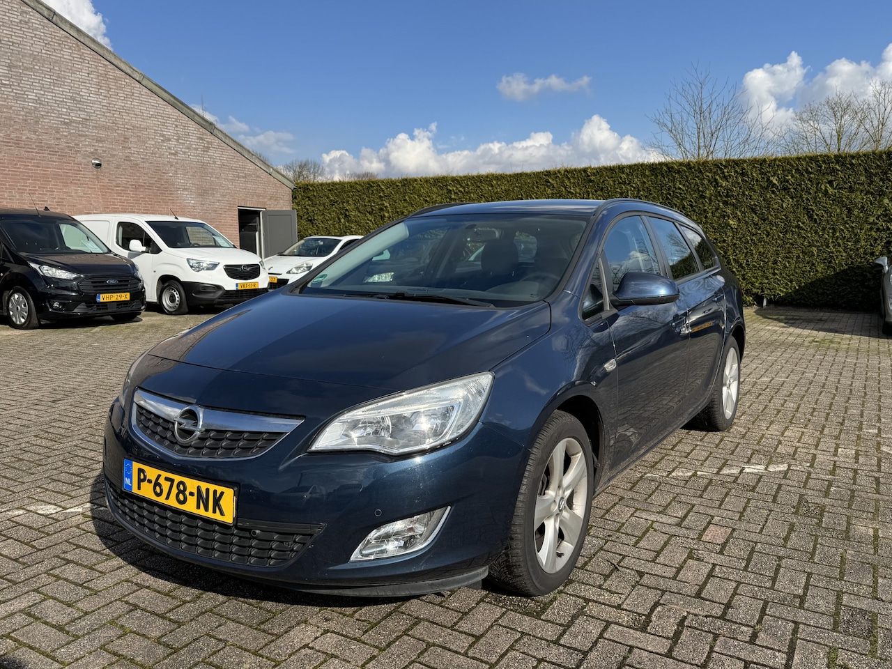 Opel Astra Sports Tourer - 1.4 Turbo Sport 140PK Automaat MOTOR DEFECT! - AutoWereld.nl