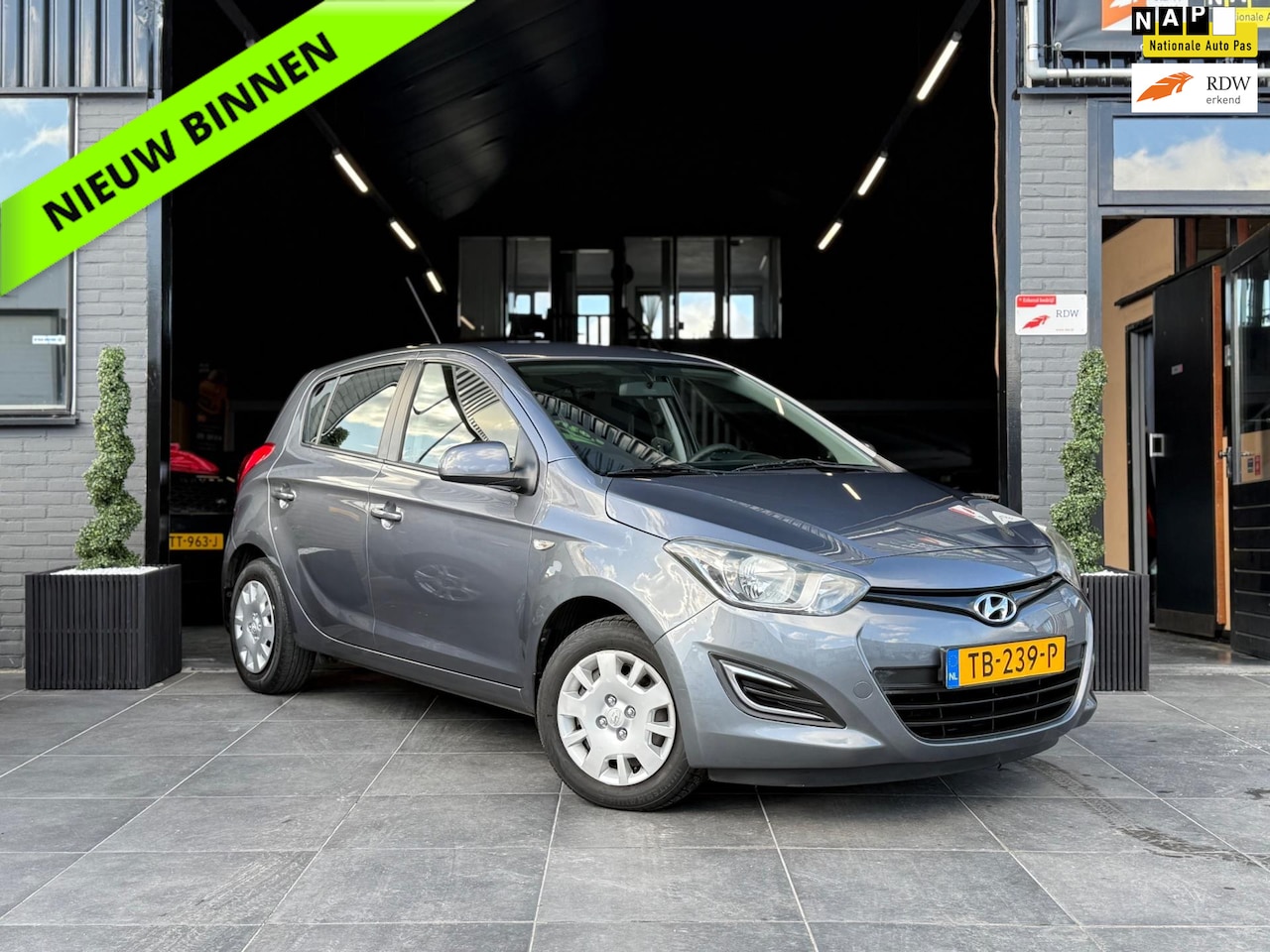 Hyundai i20 - 1.2i i-Drive|APK|Airco|Elektrische Ramen|5DR - AutoWereld.nl