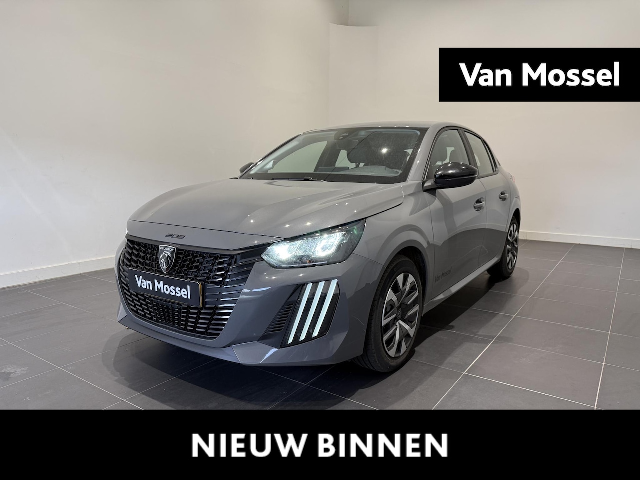 Peugeot 208 - 1.2 PureTech 75 Active | Airco | Apple Carplay & Android Auto | Sensoren | - AutoWereld.nl