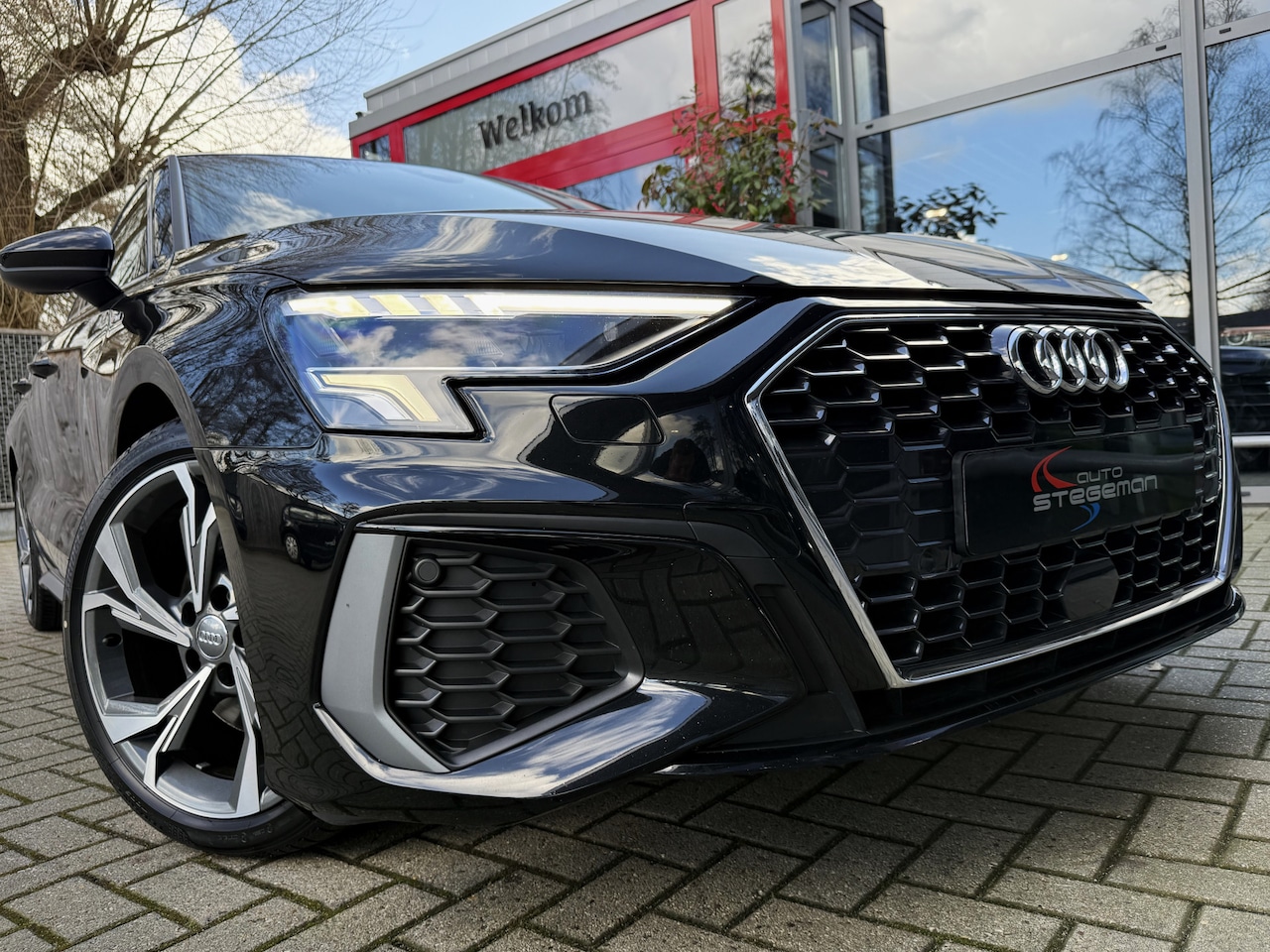 Audi A3 Limousine - 35 TFSI 150PK AUT. *!* S-LINE *!* RADAR/ VIRTUAL/ CARPLAY/ 18 INCH/ LED *!* - AutoWereld.nl