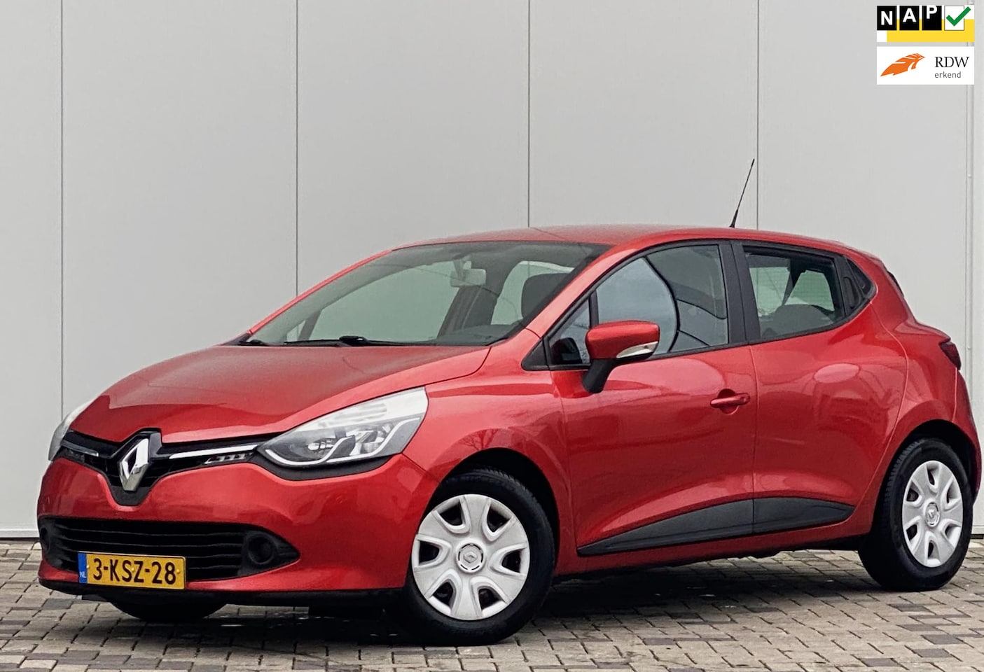 Renault Clio - 0.9 TCe Expression 5 DEURS AIRCO NETTE AUTO - AutoWereld.nl