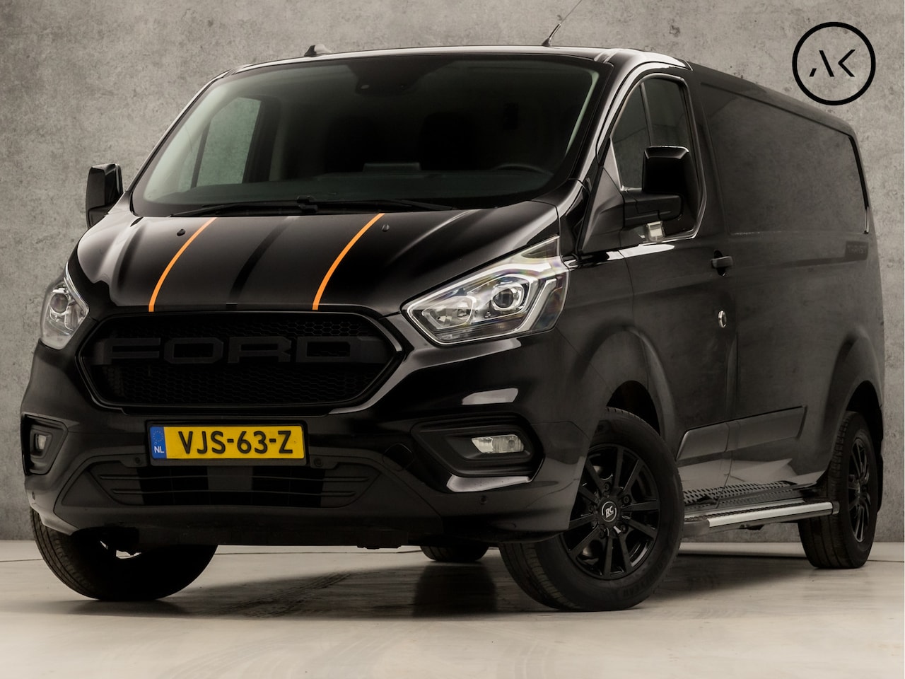 Ford Transit Custom - 320 2.0 TDCI L2H2 Sport Automaat (APPLE CARPLAY, GROOT NAVI, XENON, 3 ZITPLAATSEN, SPORTST - AutoWereld.nl