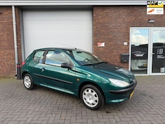 Peugeot 206 - 1.4 XR|NIEUWE APK|NETTE AUTO